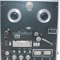 Roberts 400 Stereo 1/4 Rec/pb Reel To Reel Tape Recorder 0