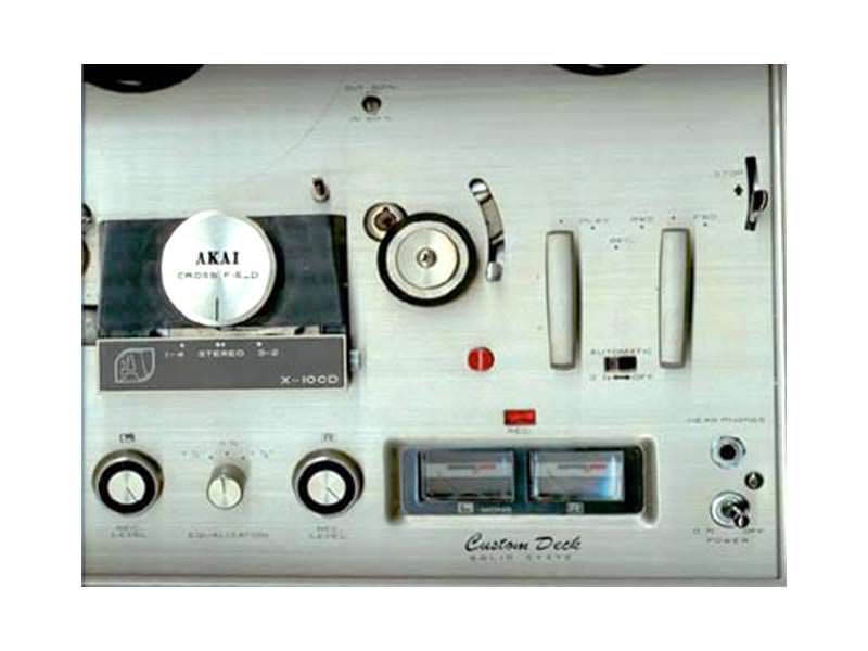Akai Vintage Akai Reel to Reel Tape Recorder X-100D Powers Up And Spins Sold As Is 