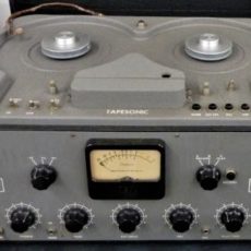 Tapesonic 70 C Stereo - Stacked Half Track Rec/pb Reel To Reel Tape Recorder 0