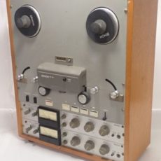 Denon Dh-710 Stereo - Stacked Half Track  Rec/play + Quarter Track Pb Reel To Reel Tape Recorder 0