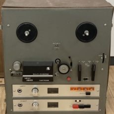 Akai 1800 Stereo 1/4 Rec/pb Reel To Reel Tape Recorder 1